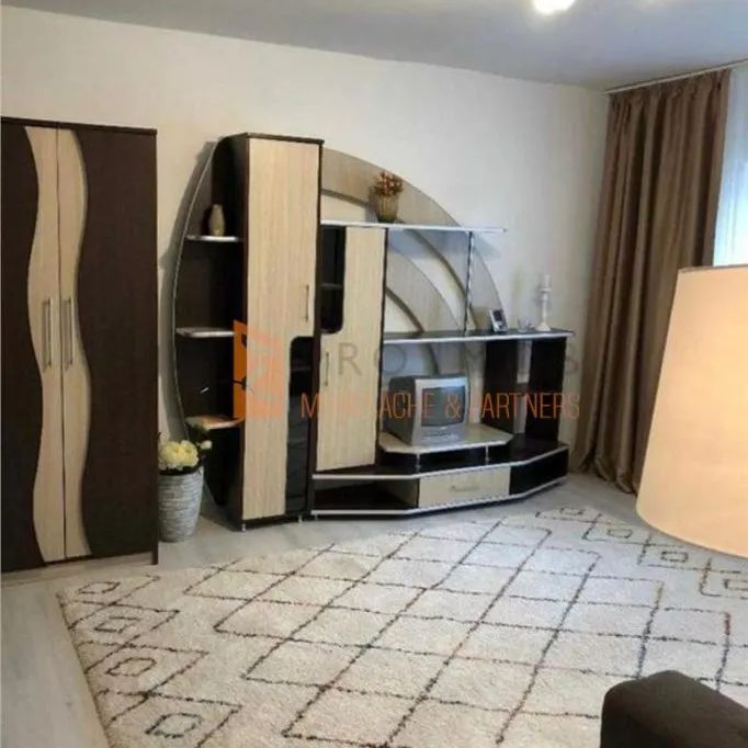 Garsoniera cf 1 sporit decomandata zona Unirii Nord - Photo 1