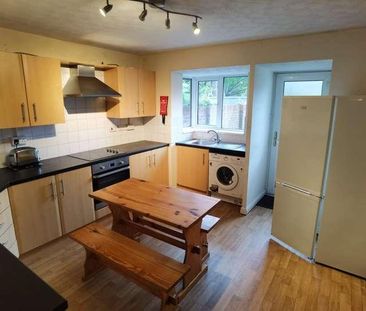 Berkeley Close, SO15 - Photo 3