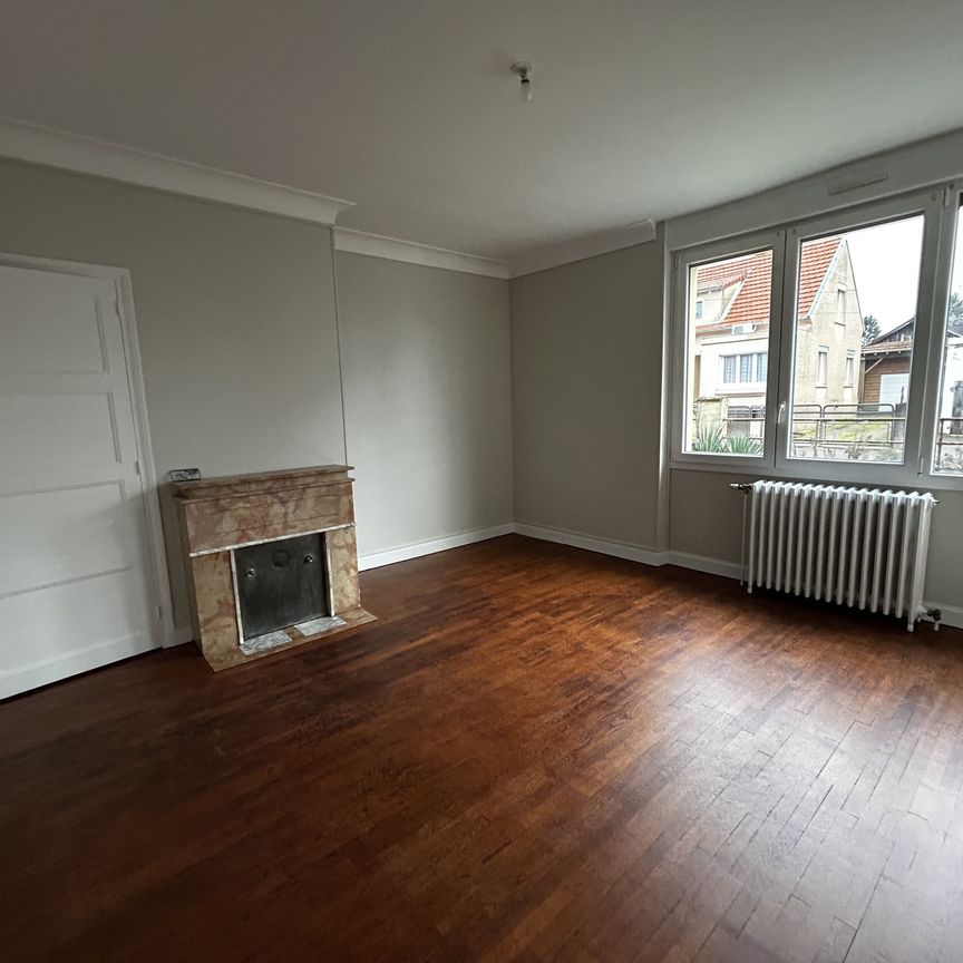 Location Appartement 3 pièces 65m² LE CREUSOT 71200 - Photo 1