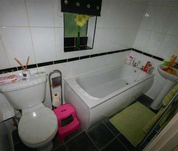 4 Bed Detached House, Warren Close, SO16 - Photo 6