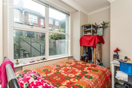 5 bedroom terraced house to rent - Photo 5