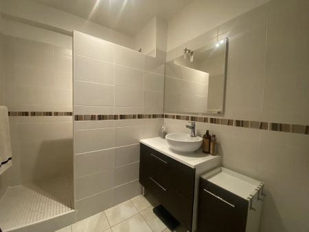 Location Appartement 3 pièces 68 m2 à Nevers - Photo 4