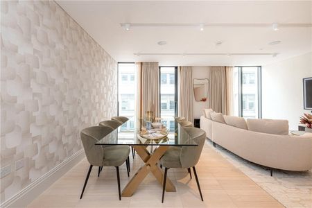 A three bedroom apartment of approximately 1,587 square feet. - Photo 4