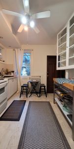 For Lease - 335 Palmerston Boulevard Unit# Back Studio Apartment, Toronto, Ontario - Photo 3