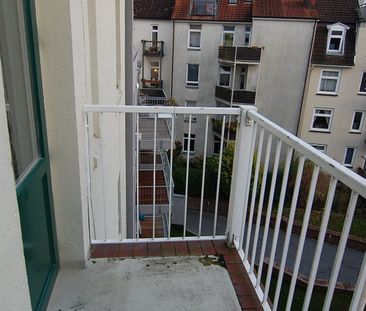 3-Zimmer-Dachgeschoss-Wohnung mit Balkon Nahe des Bergedorfer Zentrums - Foto 1