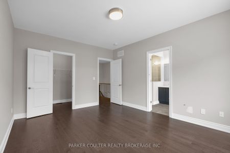 Townhouse For Lease | S8124358 - Photo 2