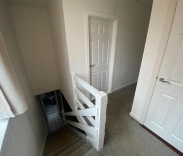 13 Hamilton Gardens, Lisburn, BT28 2BD - Photo 5