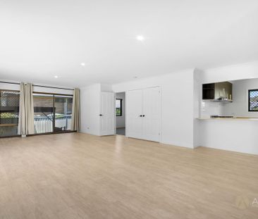 1 Calder Cres, Helensvale QLD 4212 - House For Rent | Domain - Photo 6