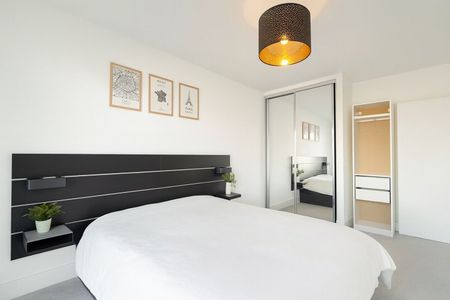 1 Bed Flat, Vallans Court, E3 - Photo 3