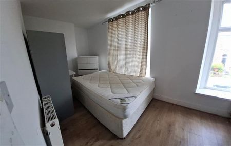 Norfolk Street, SWANSEA - Photo 3