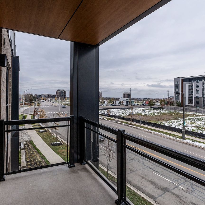 For Lease - 150 Sabina Drive Unit# 316, Oakville, Ontario - Photo 1