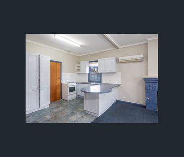 Spacious 3-Bed Glenorchy Family Home - Photo 5