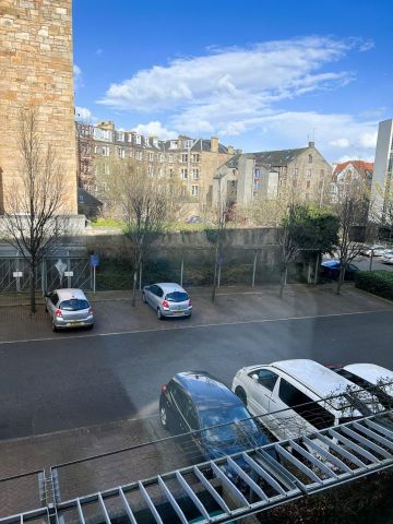 2 Bed Flat, Sandport Way, EH6 - Photo 2