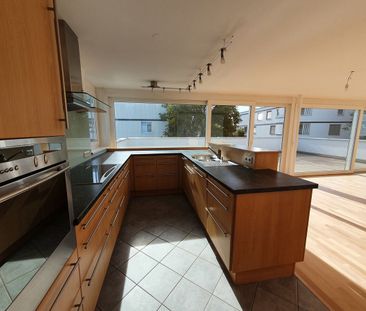 Traumhafte, helle 4-Zimmer-Penthouse-Wohnung in schöner Lage in Lau... - Foto 6