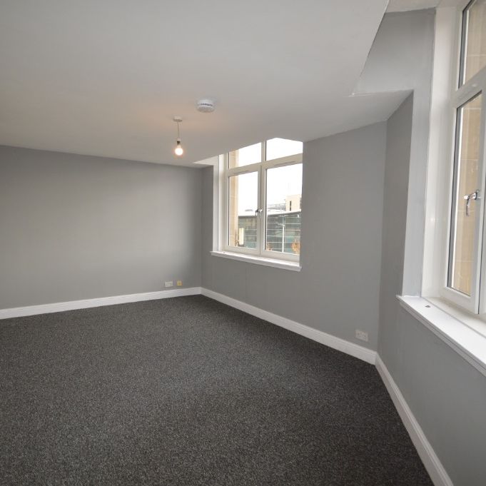 12 Seagate, City Centre, Dundee - Photo 1