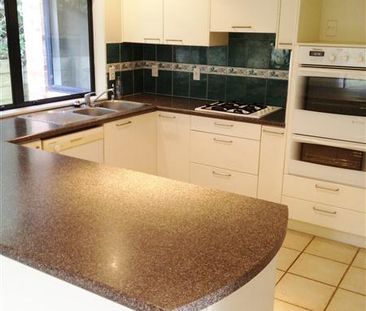 Recently refurbished, Quiet Home for Rent – Perfect for Families! - Photo 4