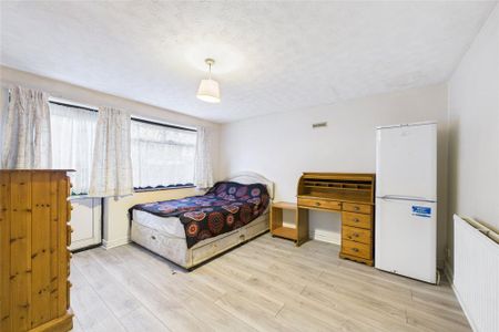 1 bedroom detached house to rent - Photo 2