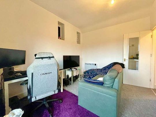 Abbotsbury Road, Weymouth, DT4 - Photo 1