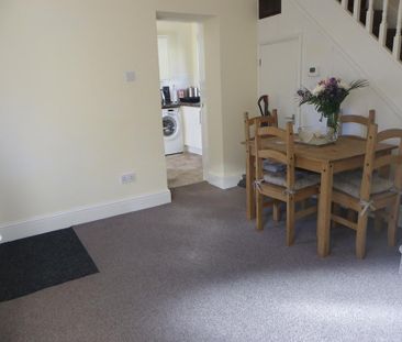 2 bedroom detached house to rent - Photo 2