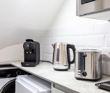 Studio to rent - Photo 1