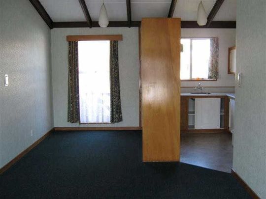 MODERN AND COMFORTABLE - Photo 1