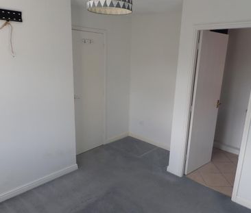 3 bedroom detached house to rent - Photo 3