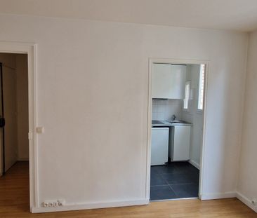Location Appartement 1 pièce 20m² ASNIERES SUR SEINE 92600 - Photo 3