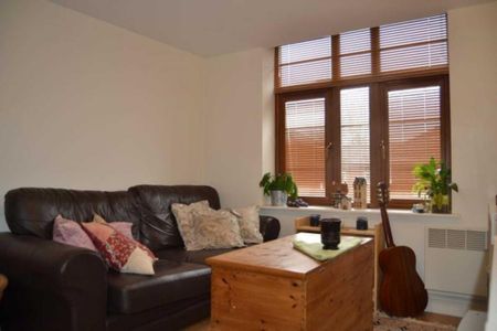 1 bedroom flat to rent - Photo 2