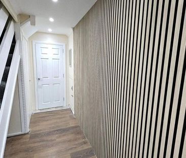 1 bedroom in a house share to rent - Photo 6