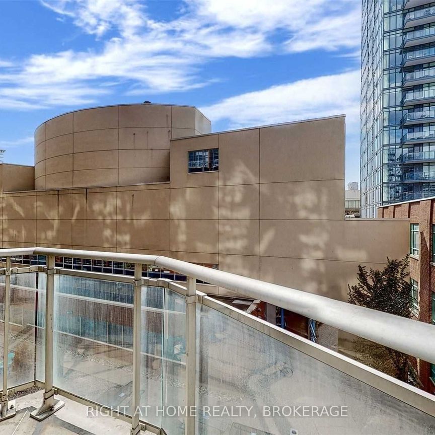 For Lease - 255 Richmond Street Unit# 406, Toronto, Ontario - Photo 1