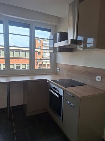 Location Appartement 3 pièces 70m² LISIEUX 14100 - Photo 2