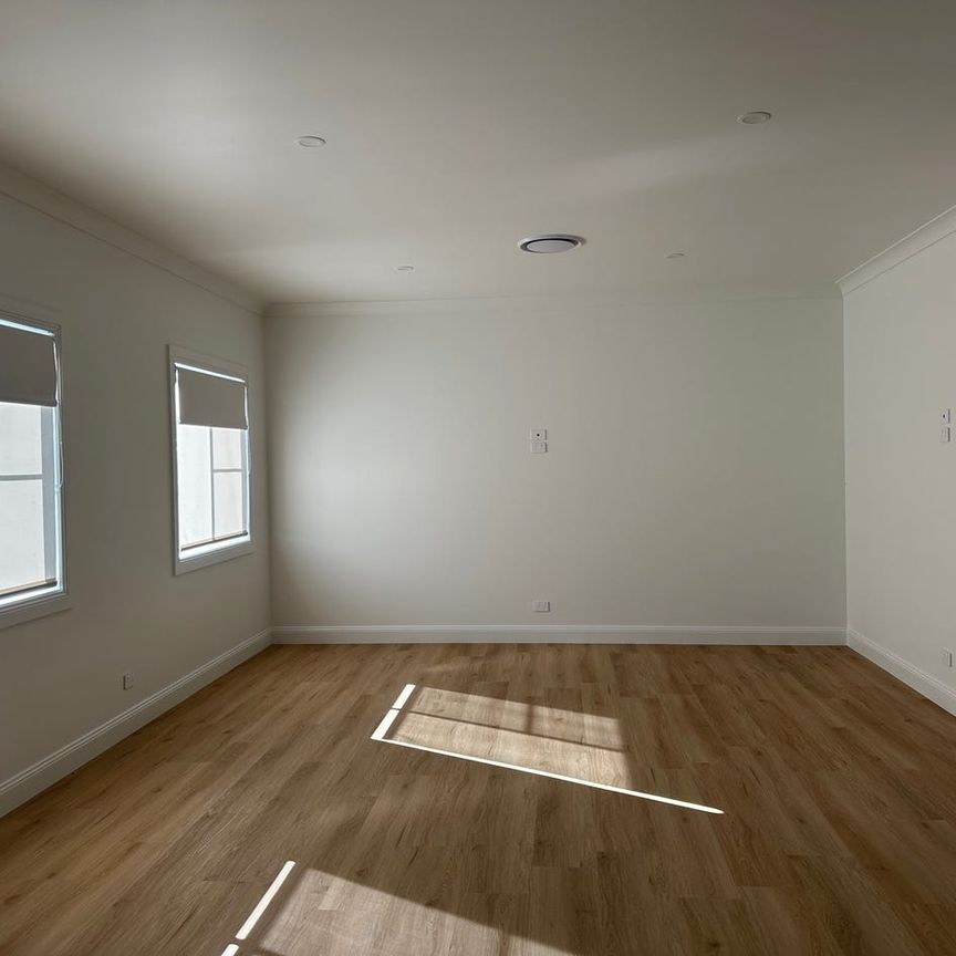 31 Sunnyside Road, Moree, NSW, 2400 - Photo 1