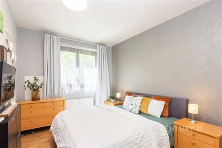 Prostorný byt 2+kk k pronájmu, zahrada 124 m - Fotografie 5