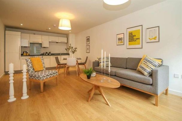 Lexington Court, Broadway, Salford, M50 - Photo 1