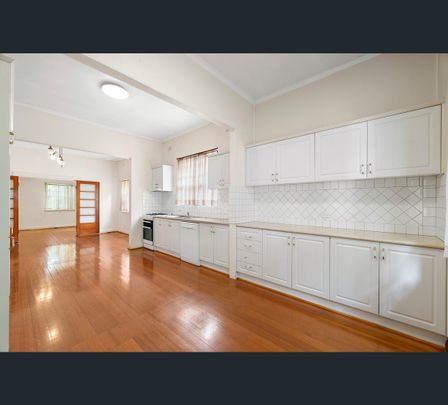 17 Fortuna Avenue, Balwyn North, Vic 3104 - Photo 1
