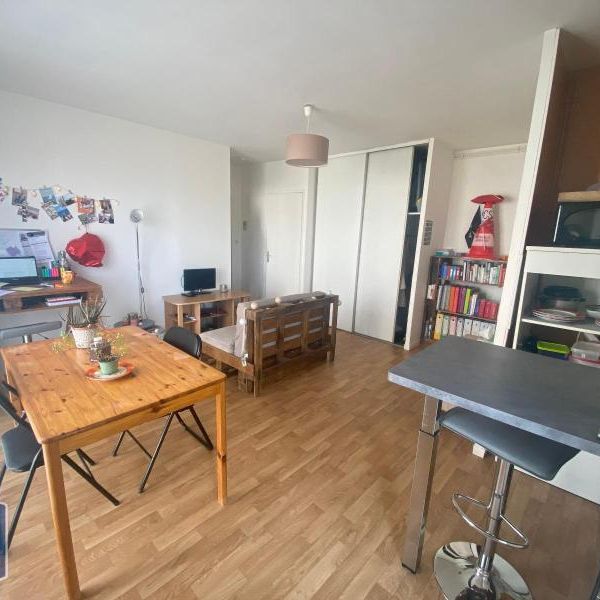 Location Appartement 2 pièces 37m² CHOLET 49300 - Photo 1