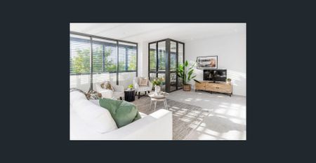 Large, Private 2 Bedroom Apartment in Paradise Point - Photo 3