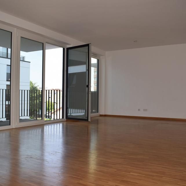 Schicke 3-ZIMMER-NEUBAU-WOHNUNG im Binnenhafen! - Photo 1