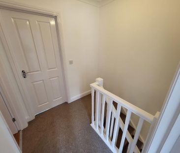 2 bedroom terraced house to rent - Photo 2