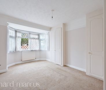 South Drive, Coulsdon - Photo 3