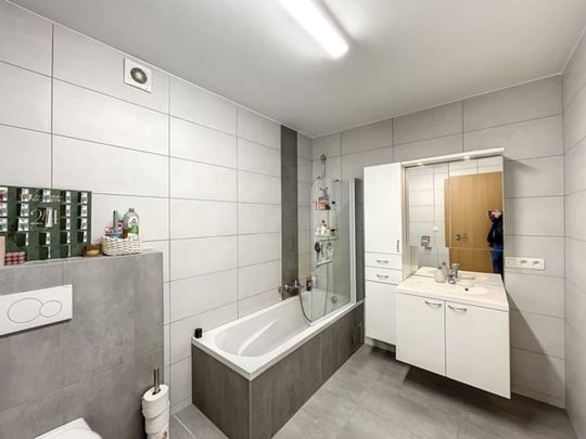 Appartement te huur - Photo 1