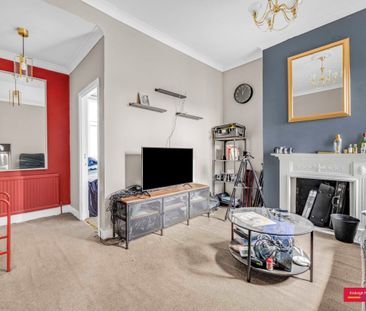 Wandsworth Bridge Road, London, SW6 - Photo 1