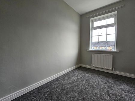 35 Tiree Street, Antrim, BT41 2TD - Photo 4