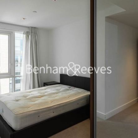 3 Bedroom flat to rent in Longfield Avenue, Ealing, W5 - Photo 1
