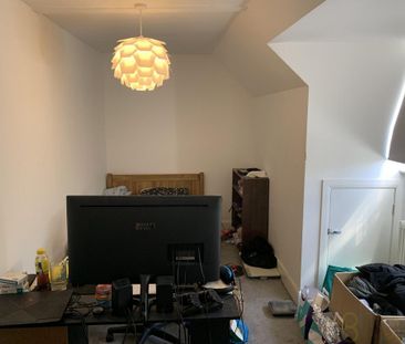 3 bedroom flat to rent - Photo 4