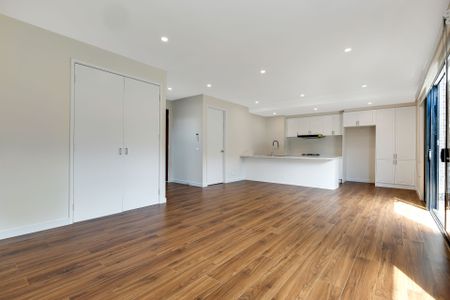 2/15 Edinburgh Road Bayswater VIC - Photo 5