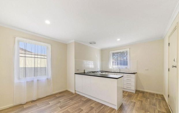 UPDATED, STYLISH LIVING - Photo 1