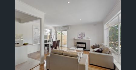 SPACIOUS RENOVATED HOME - Photo 2