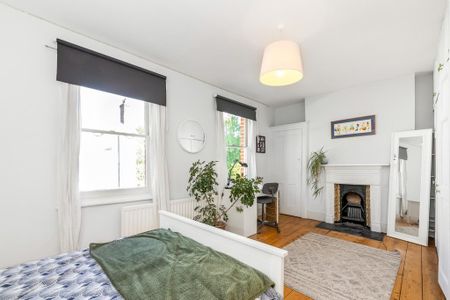 5 bedroom end of terrace house to rent - Photo 2