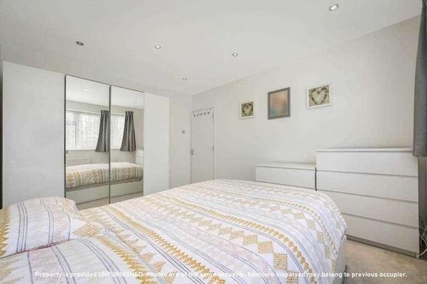 Winston Court, Harrow, HA3 - Photo 1